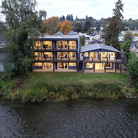 Hotel Chateau Riverside Campbell River Exterior foto