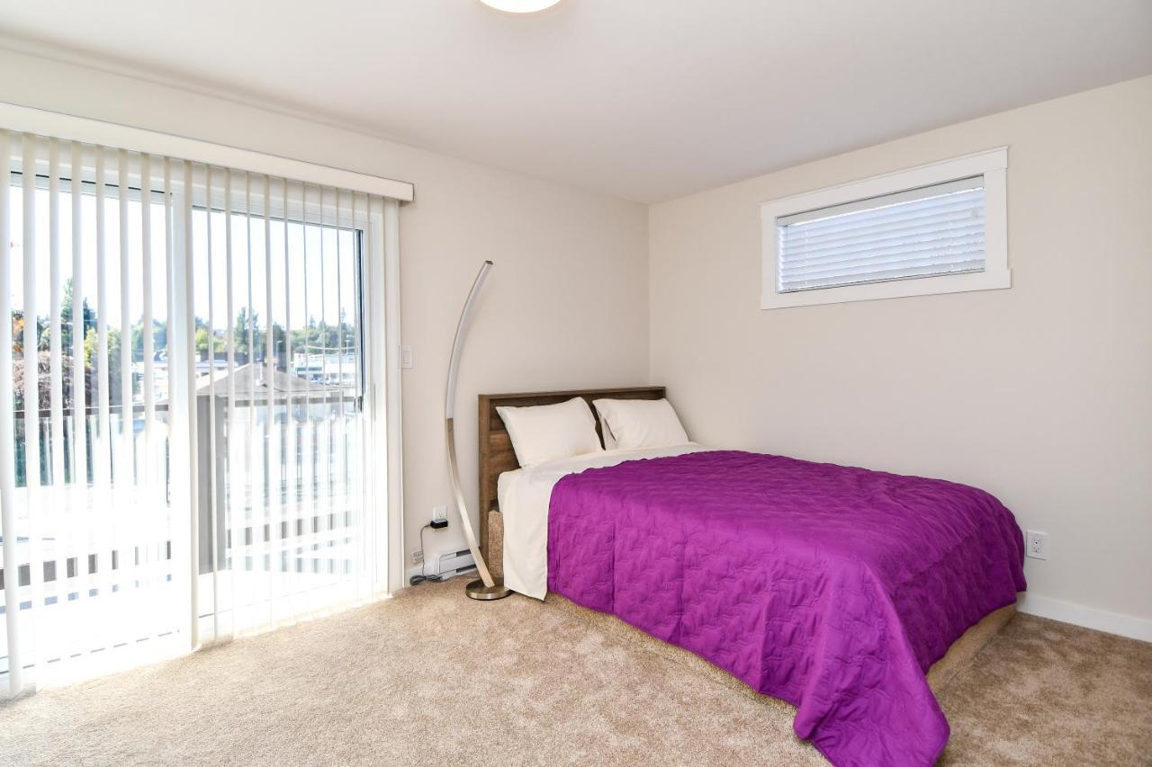 Chateau Riverside Campbell River Exterior foto