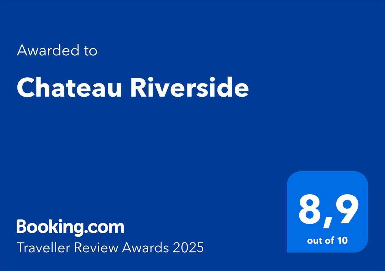 Chateau Riverside Campbell River Exterior foto